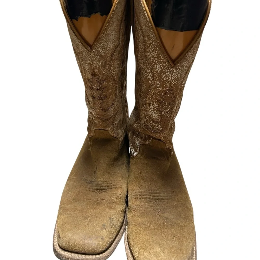 Durango Tan Men's Boots, size 10, pre-owned, gently used.